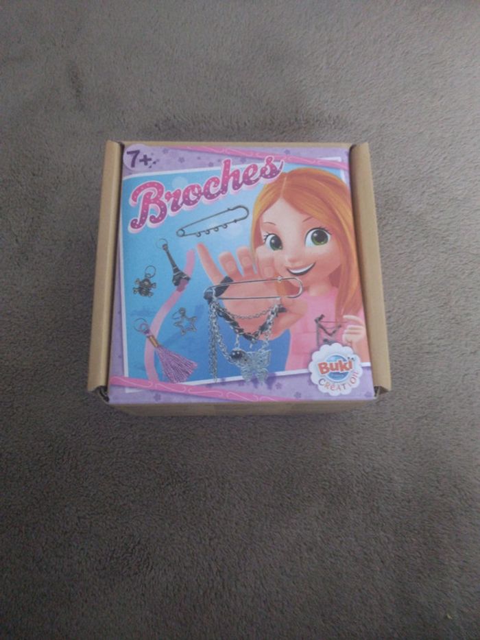 Coffret créatif broches neuf