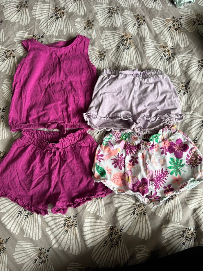 Lots de shorts filles 3ans - photo numéro 2