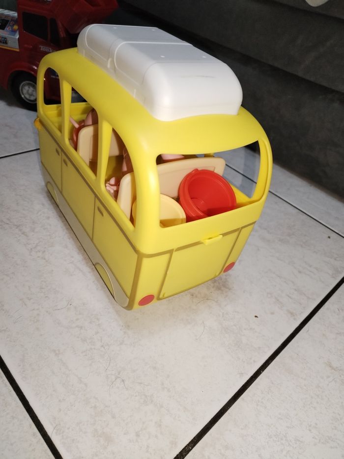 Camping car Peppa pig - photo numéro 6
