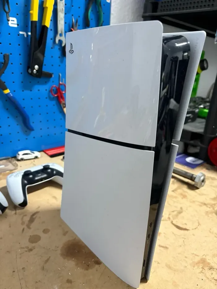 PlayStation 5 1 To blanche - photo numéro 3