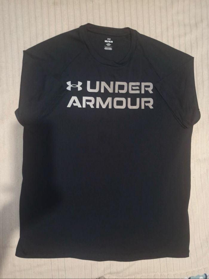 t-shirt under armour