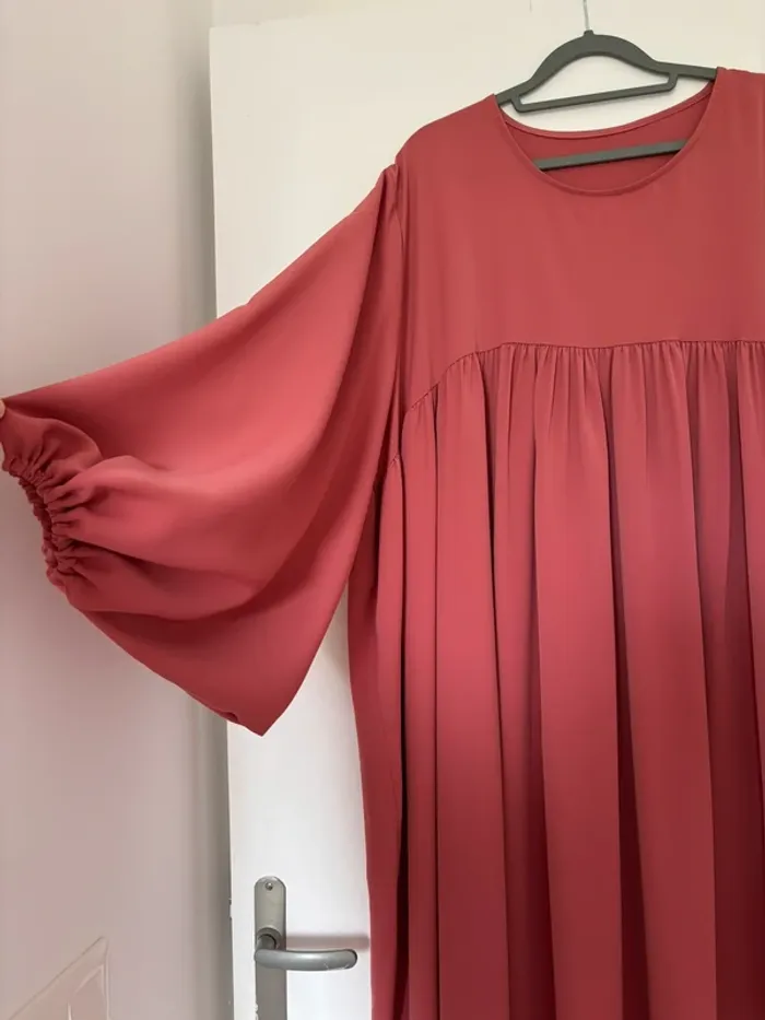 Abaya rose framboise en soie de Medine TU - photo numéro 2