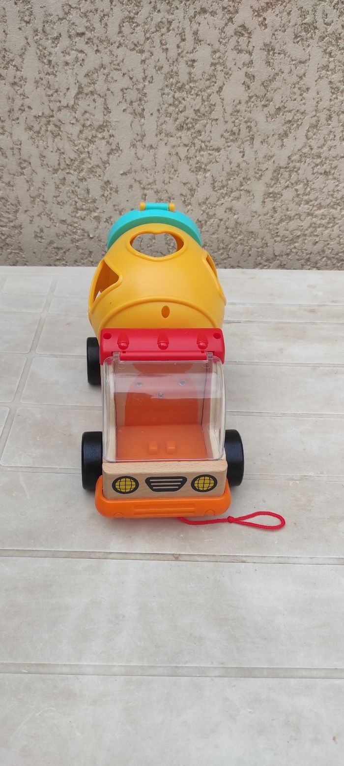 Camion benne en bois avec formes - photo numéro 7