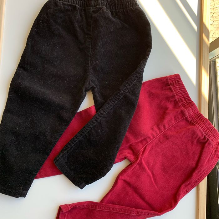 Lot 2 pantalons avec gilet rouge noir 18 mois - photo numéro 5
