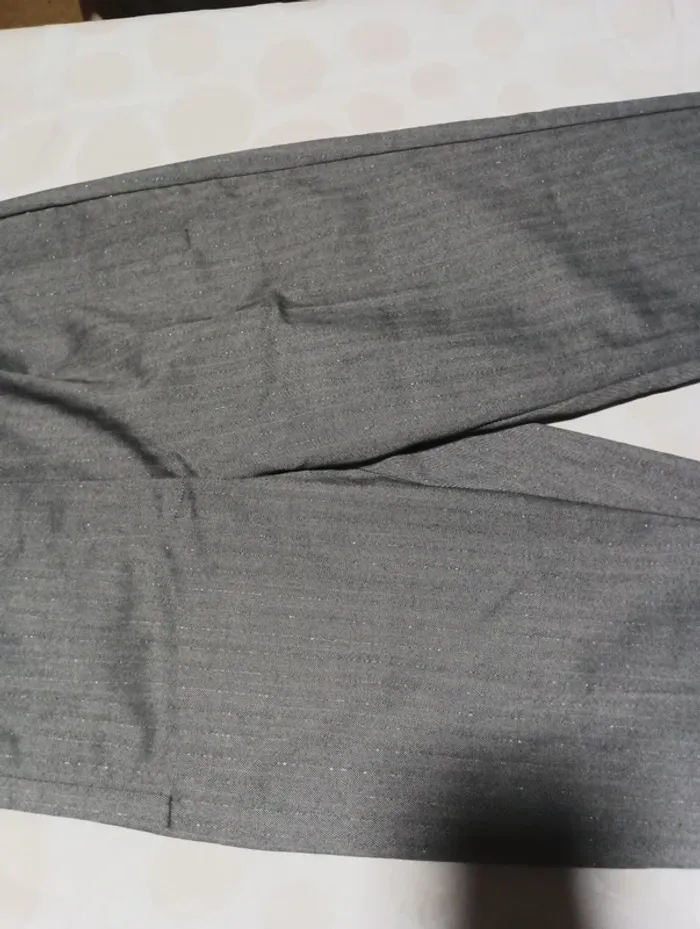 Pantalon chino femme Teddy Smith taille 36 gris rayures paillettes coupe court - photo numéro 4