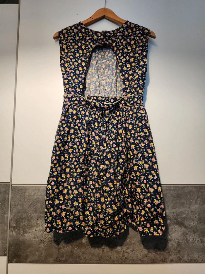 Robe fleuri - photo numéro 3