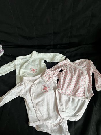 Lot 3 bodies  manches longues