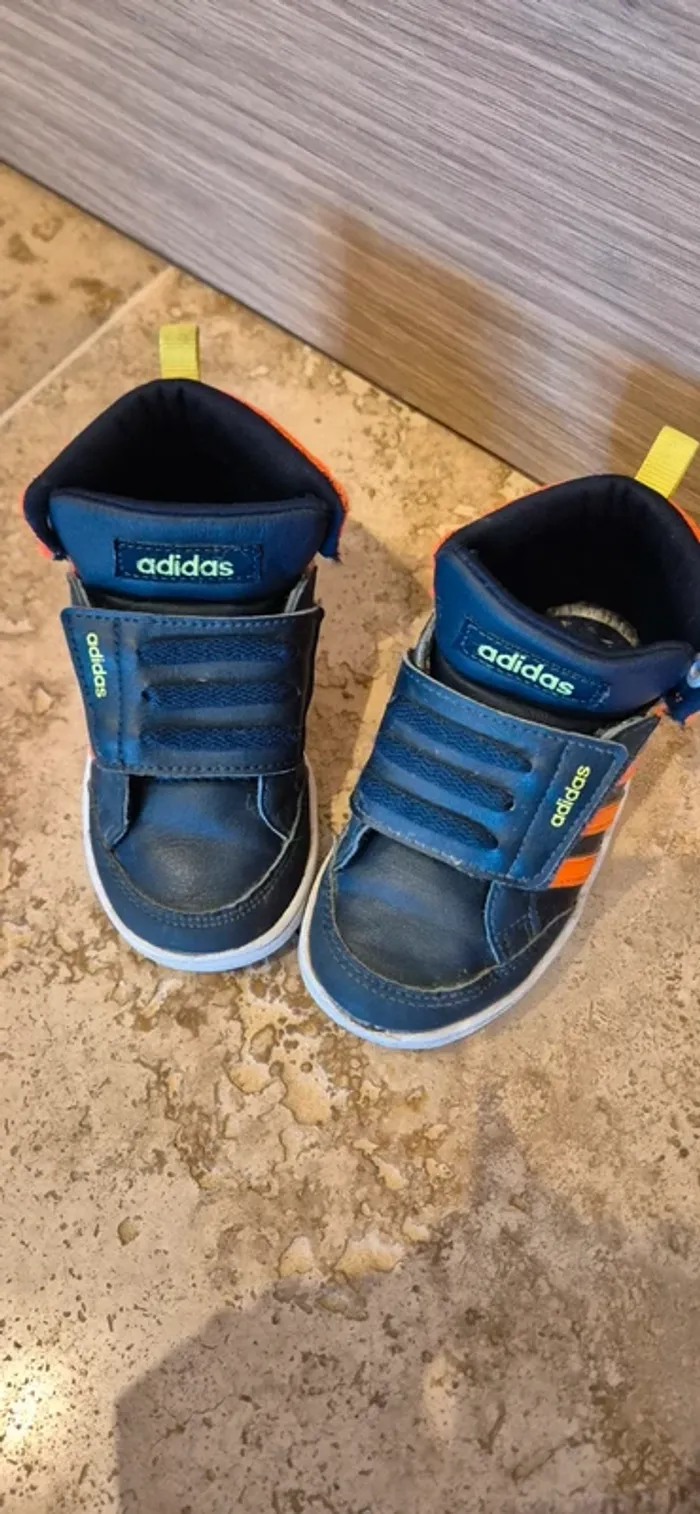 Basket adidas à scratch - photo numéro 3