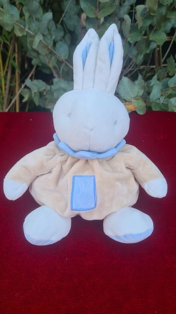 Peluche doudou lapin Klorane beige bleu et blanc