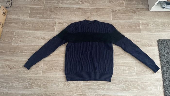Pull Azzaro