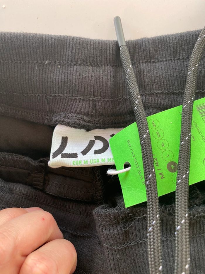 Pantalon type jogging Losan neuf - photo numéro 3