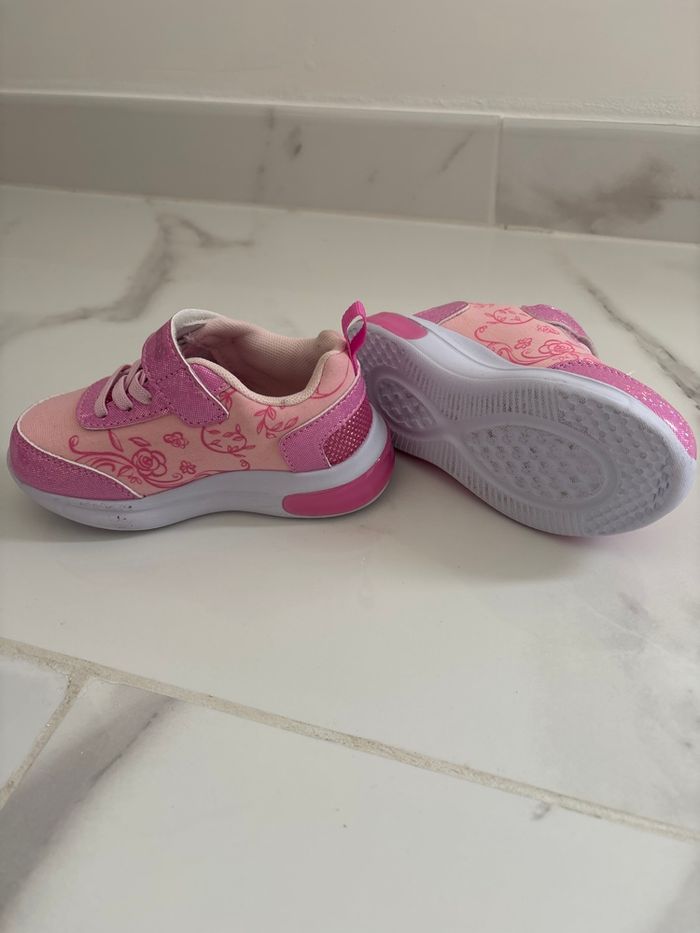 Chaussure - photo numéro 3