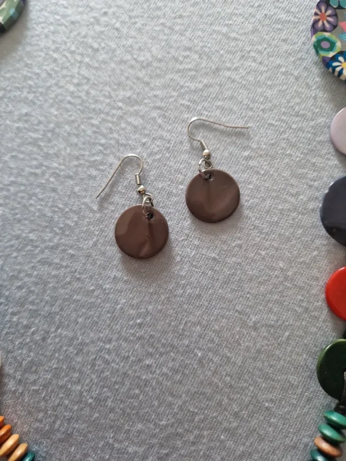 Collier et boucles d'oreilles - photo numéro 4