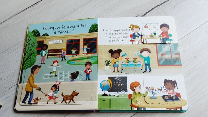 Livre enfant Usborne, C'est quoi, Pourquoi je dois aller à l'école ?  Neuf - photo numéro 2