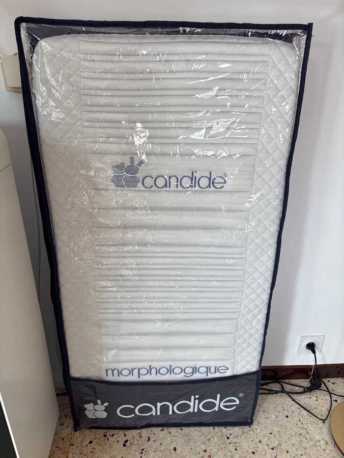 Matelas lit bébé