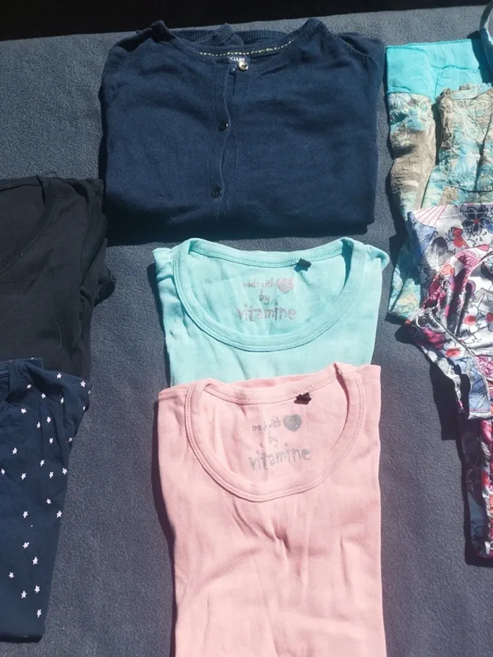 Lot vêtements 10 ans - photo numéro 6