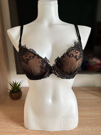 Soutien gorge broderie dentelle Lise Charmel marron noir 90C