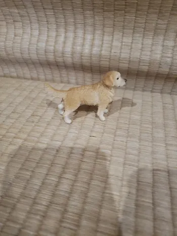 Chien golden retriever 16394 schleich