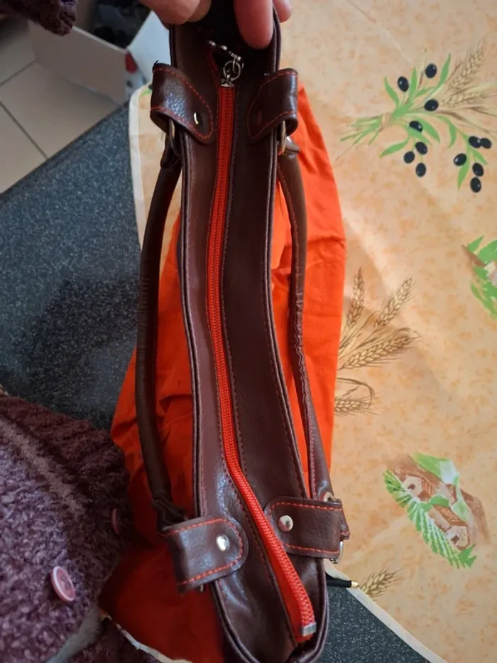 Vend sac femme cacharel - photo numéro 3