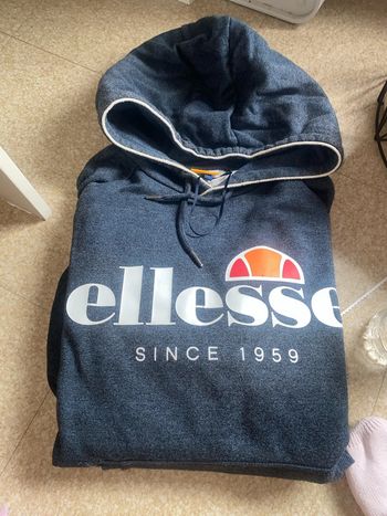 Pull à capuche