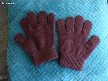 1 paire de gant pour enfant neuf
