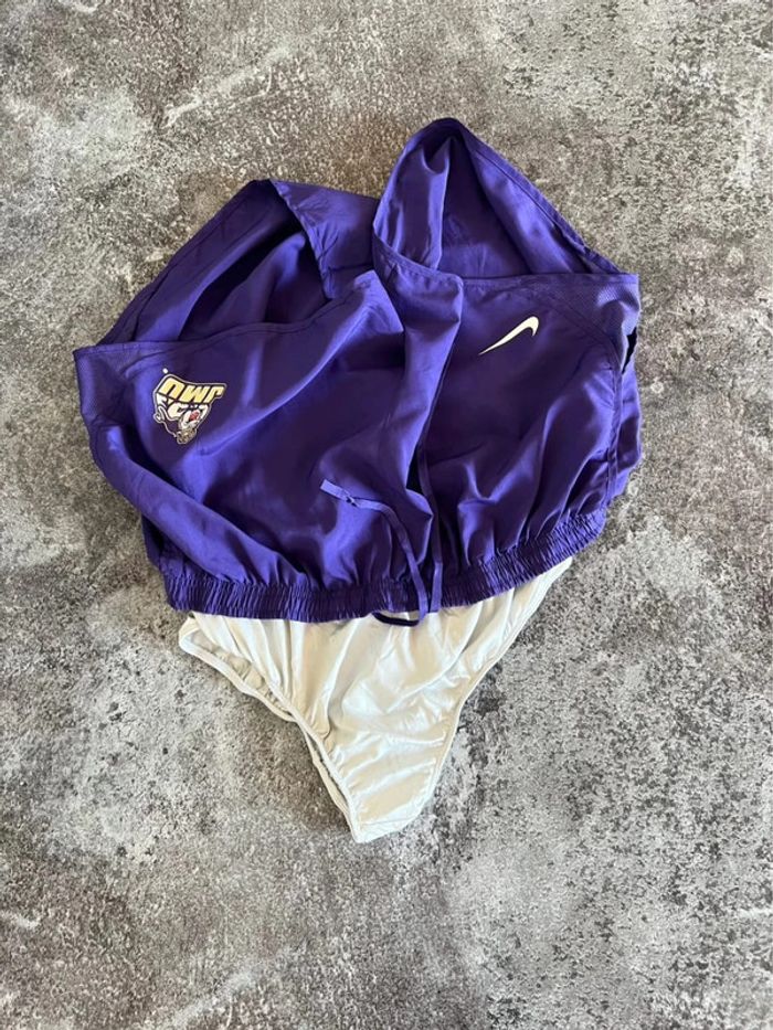 Short sport violet femme Nike taille L Pantalón corto deportivo mujer Pantaloncino donna Damen - photo numéro 3