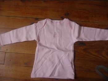 Tee shirt kinadi taille 12 mois