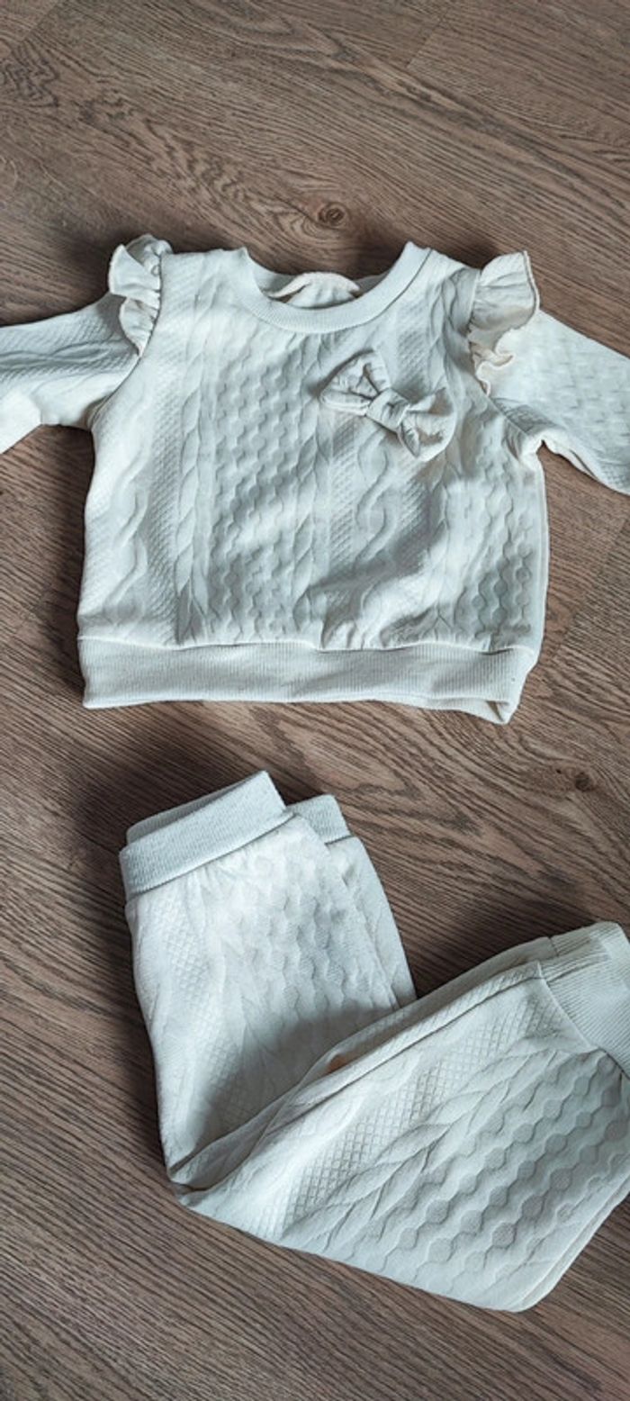 Ensemble en état neuf marque shein taille 9-12 mois - photo numéro 2