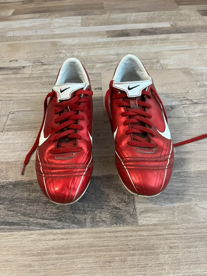 Crampons foot Nike taille 38
