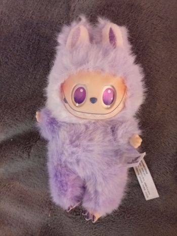 Labubu mauve 