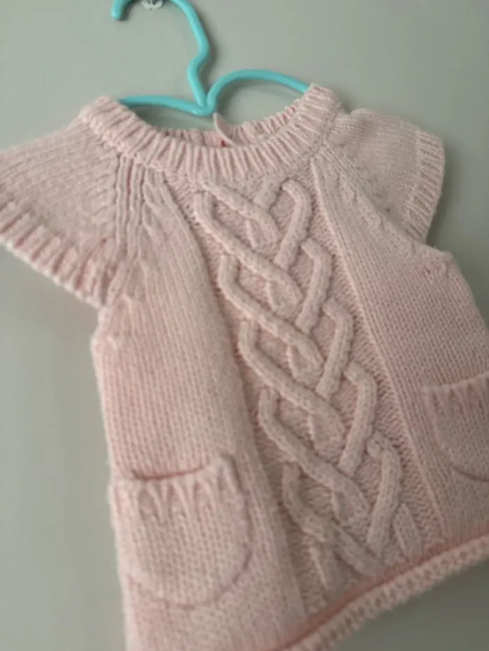 👚 pull sans manche hiver - bébé fille -1 mois -54 cm - kitchoun-très bon état - photo numéro 2