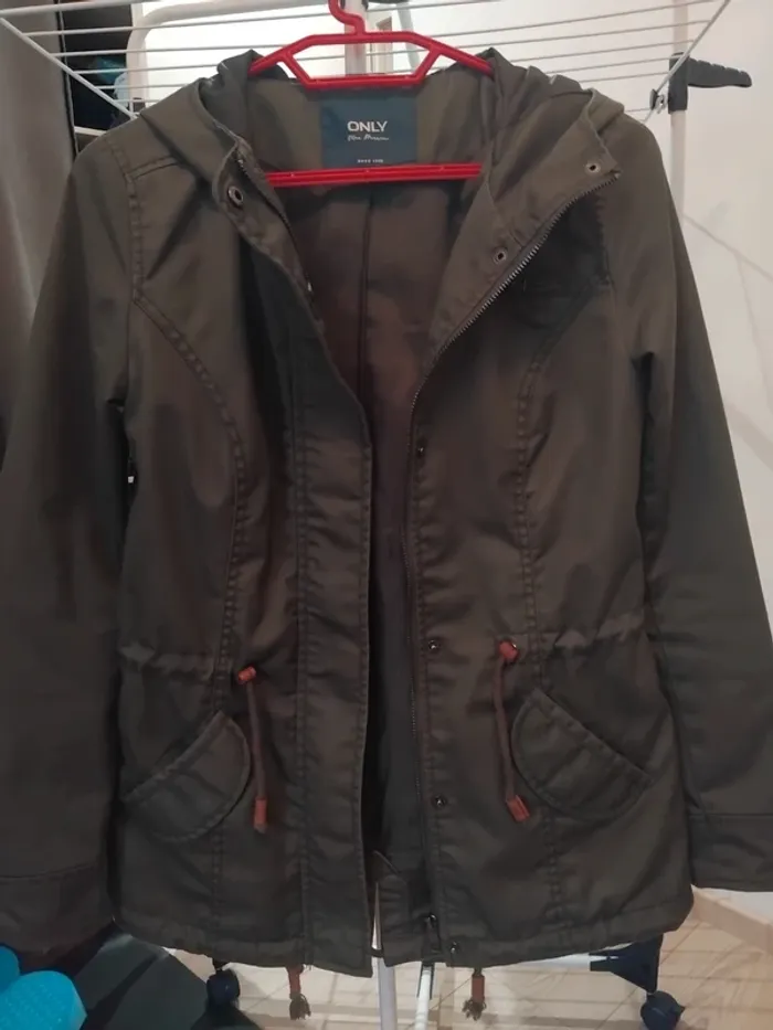 Parka kaki