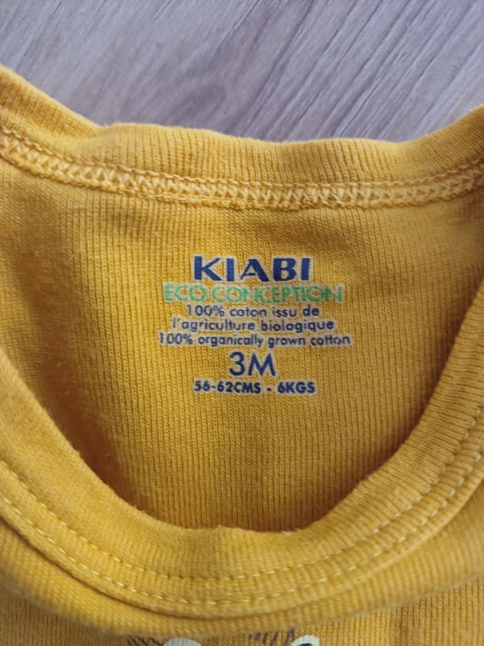 Bodies 3 mois - photo numéro 3