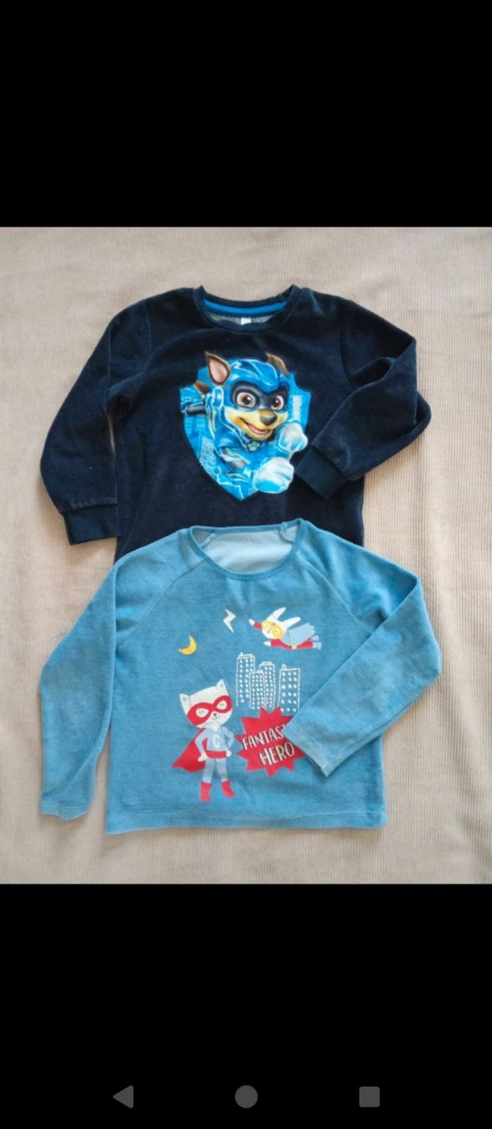 Lot 2  haut  pyjama