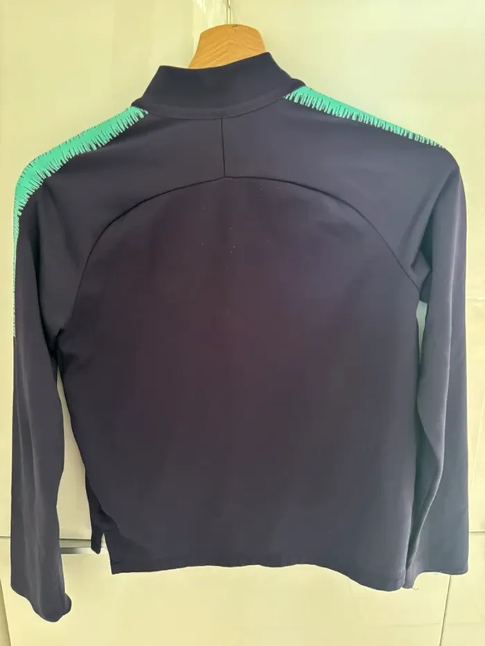 Haut manches longues Nike  FC Barcelone 10-12 ans - photo numéro 2