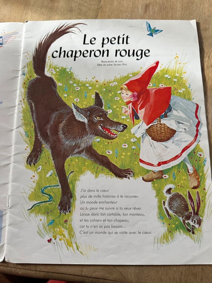 Livre Au Pays des Contes Le petit chaperon rouge éditions Fabbri - photo numéro 3