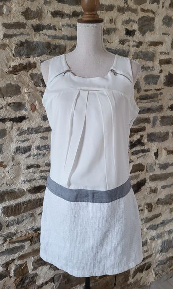 Robe de cérémonie blanche et grise sans manches Patrice Breal Taille 38 40