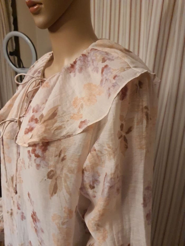 Jolie Blouse blanche fleuries H&M eur M - photo numéro 7