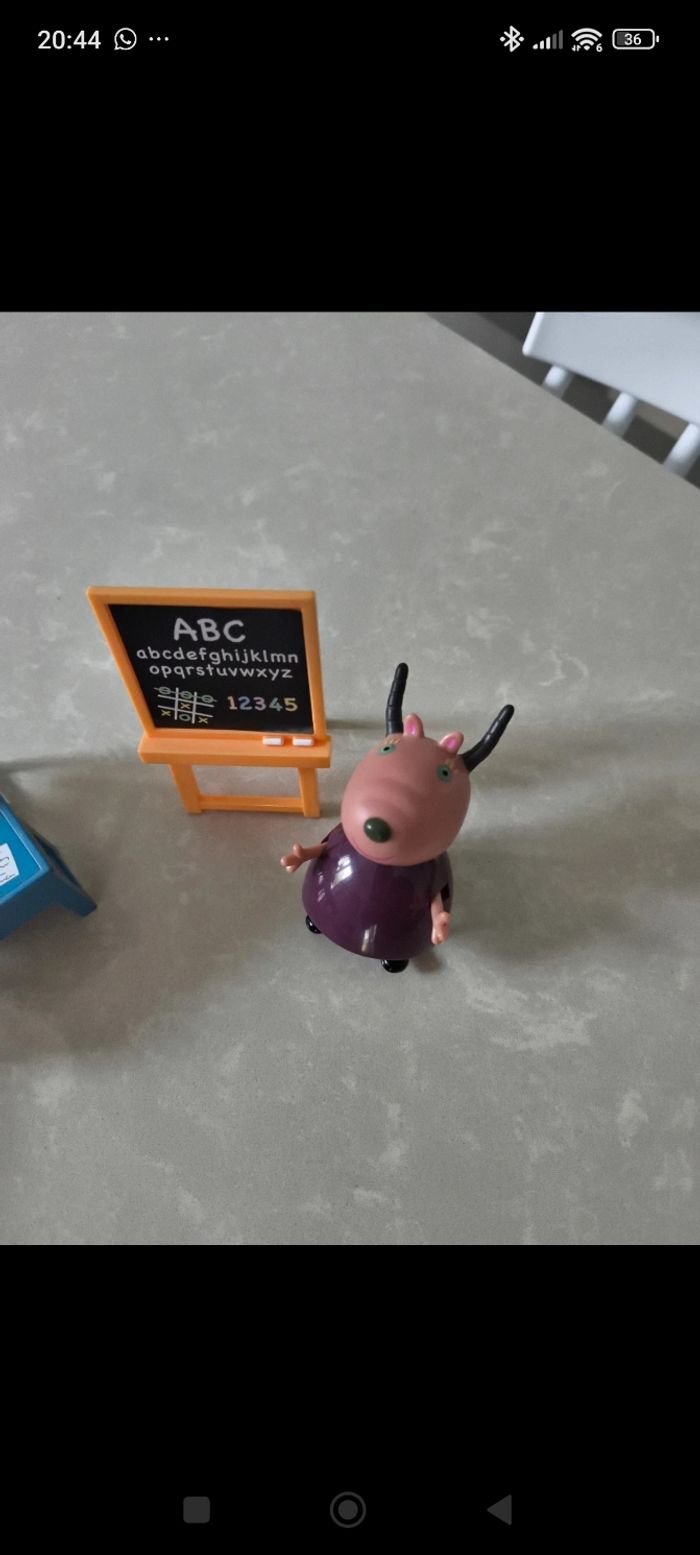 École Peppa pig + 9 personnages - photo numéro 6