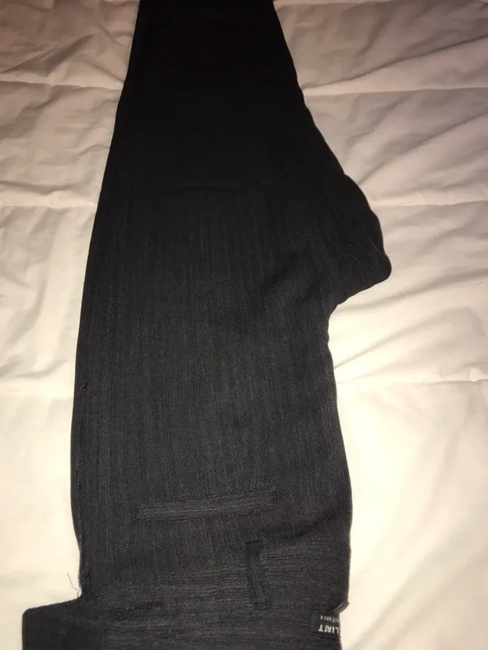 Pantalon vilaret gris