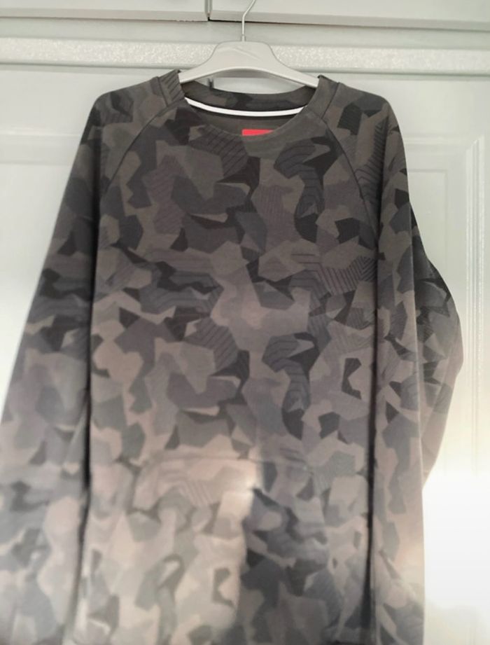 Pull nike - photo numéro 4