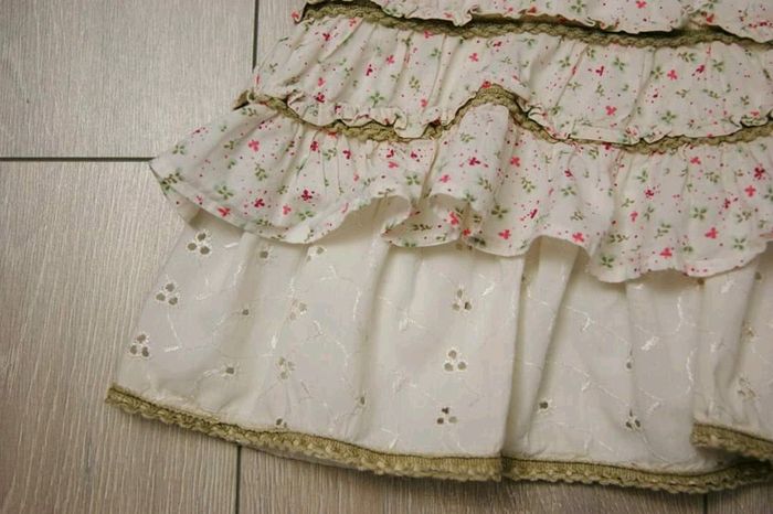 Robe crème et vert.4 ans fille. Marque Kmg Island - photo numéro 3