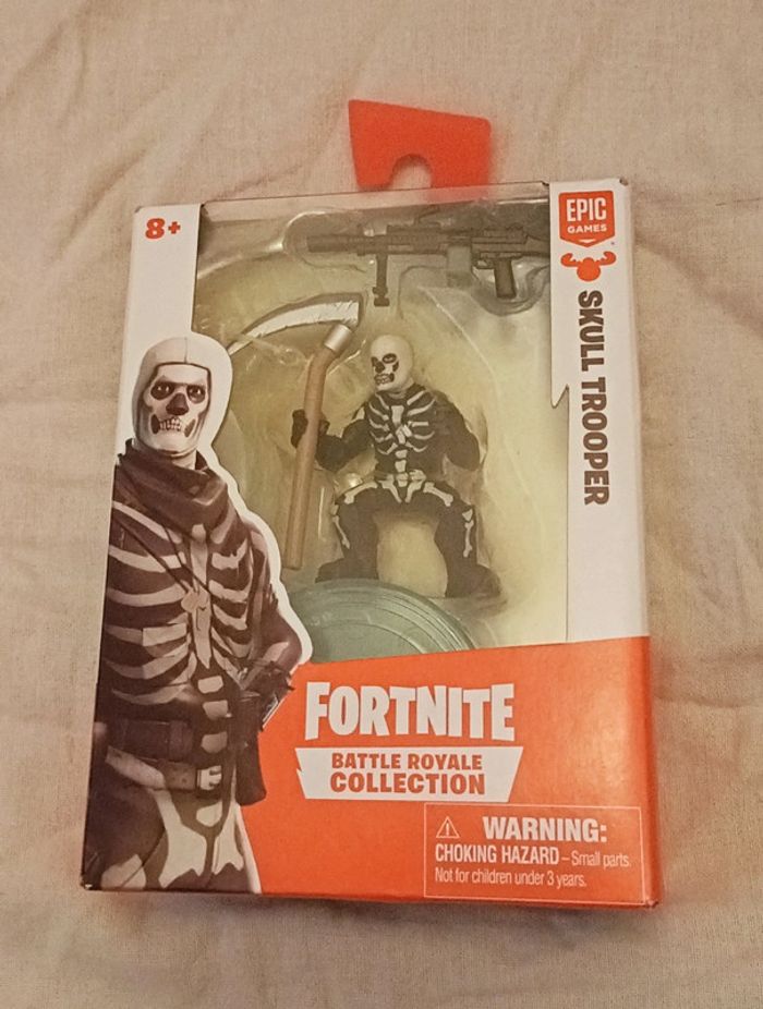 Figurine Fortnite neuve.