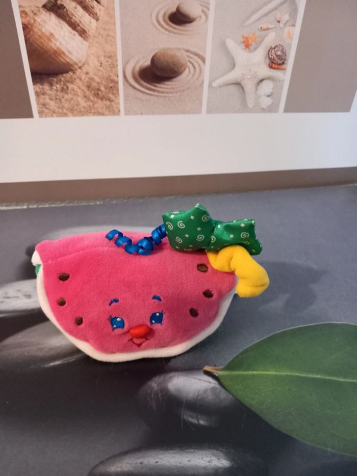 Peluche pastèque 🍉 fisher price 1999 assez rare - photo numéro 2