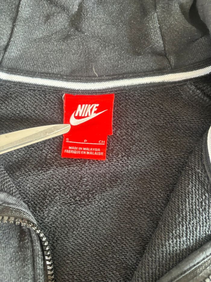 Sweat à capuche Nike - Taille S - photo numéro 2