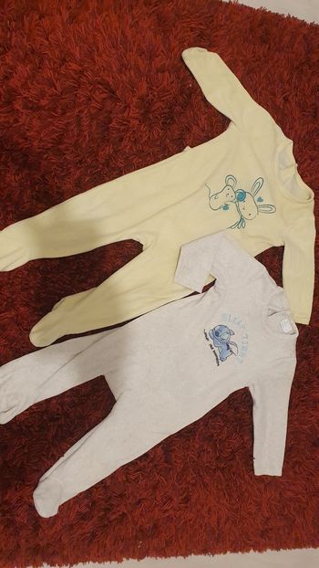 Lot 2 pyjamas 12 mois