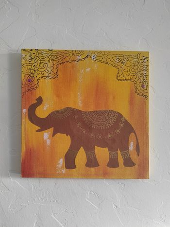 Tableau éléphant 40x40 cm – décoration murale bohème orange et doré