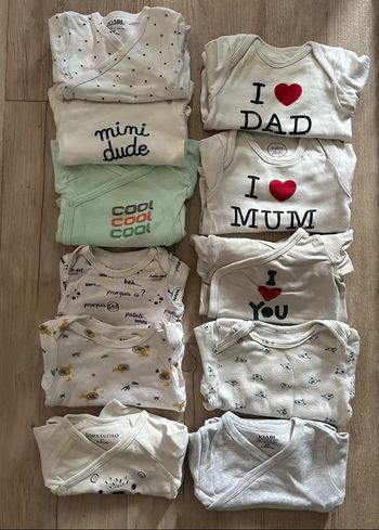 Lots bodies taille 3 mois