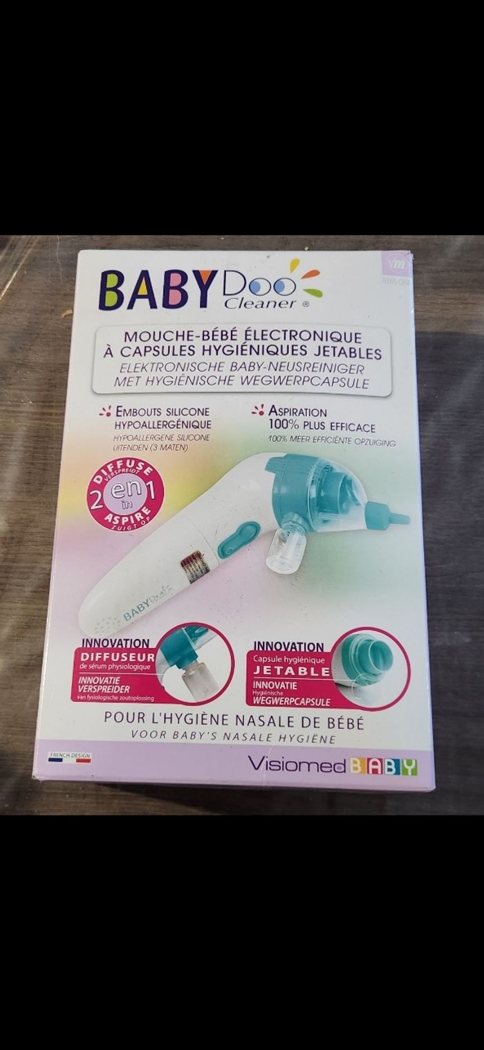 Mouche bébé