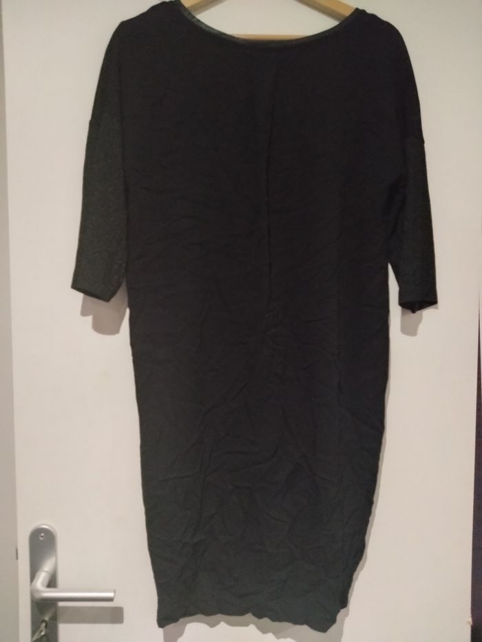 Robe noire - photo numéro 4